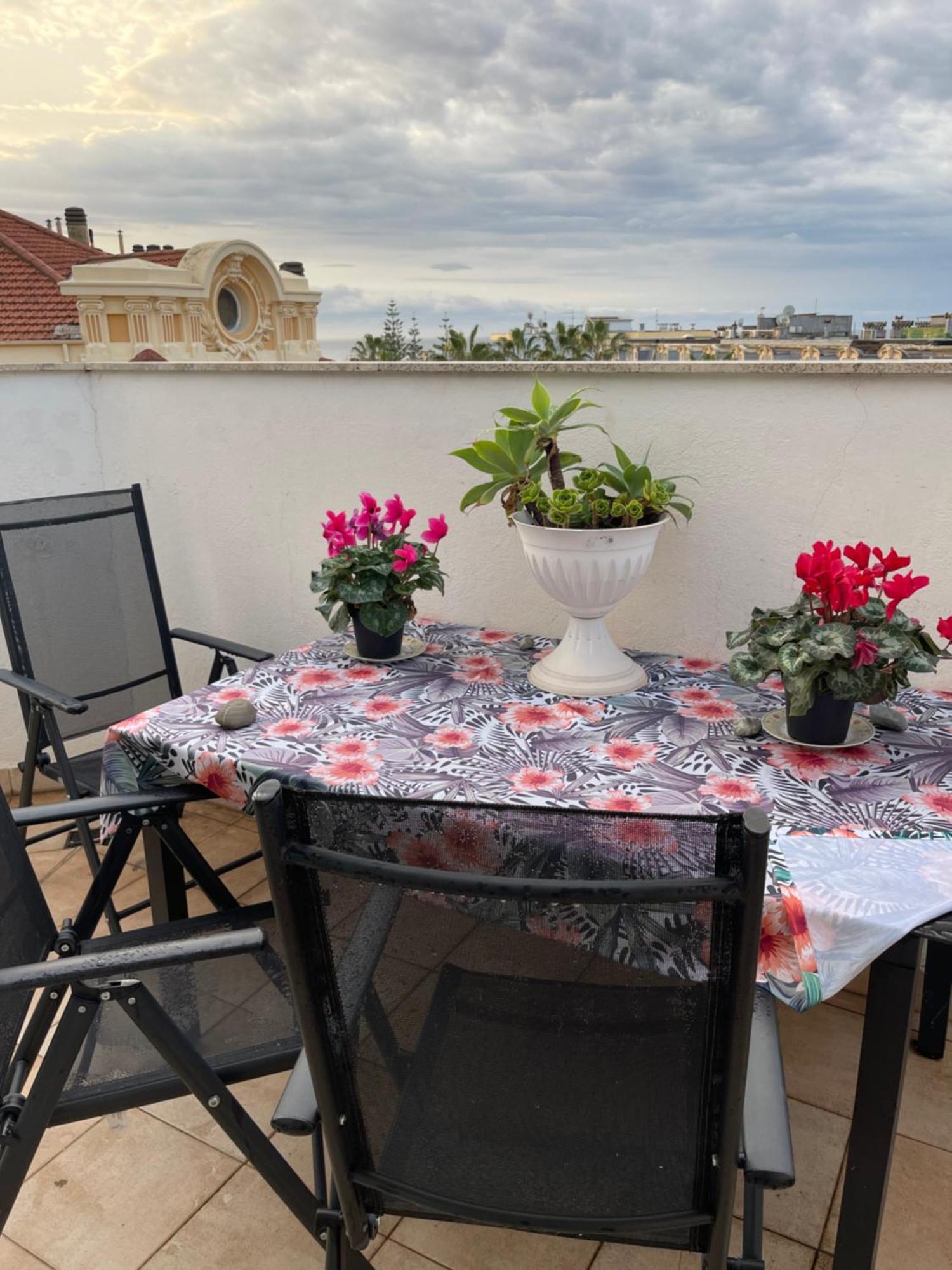 Penthouse Three Bedrooms Sanremo Exteriör bild